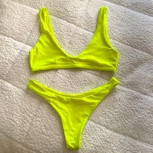 💛 Neon Yellow Zaful Swimsuit Set (size S/ US 4/ UK 8/ EU 36)